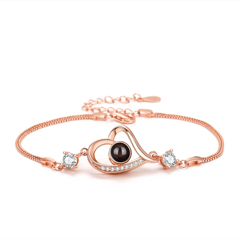 B489 | Bracelet Picture Inside