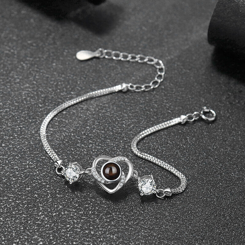 B8 | Heart Shape Bracelet with Picture Inside