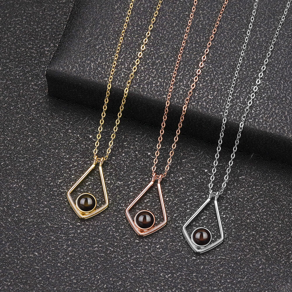 N598 | Circle Necklace with Picture