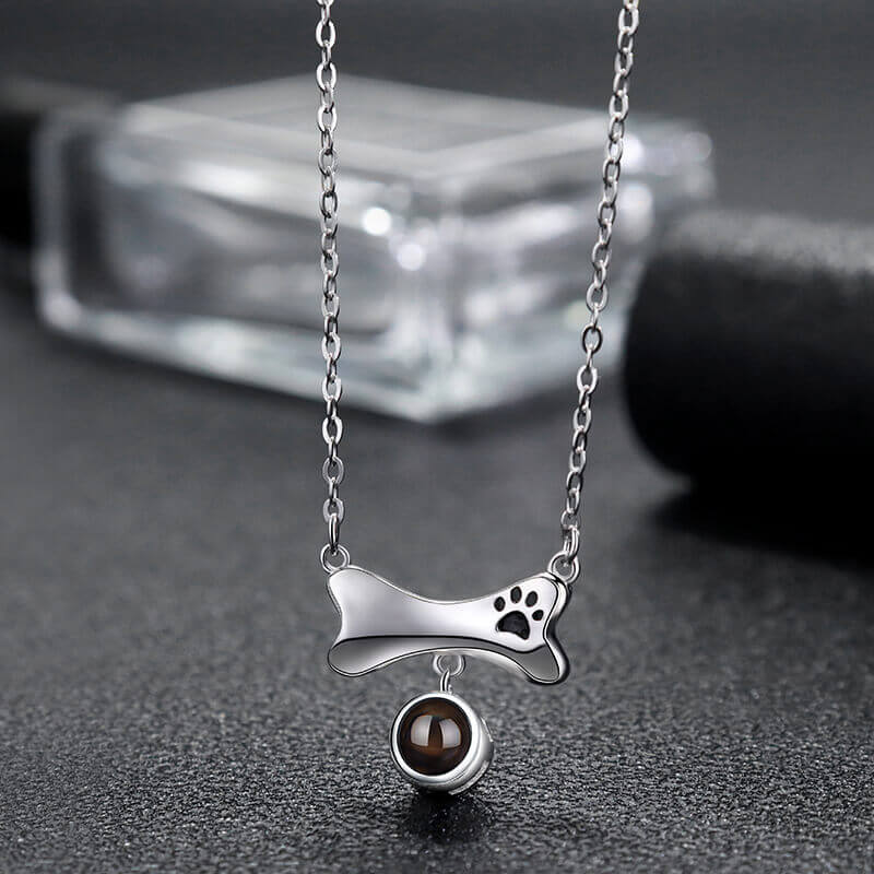 N17 | Bone Shape Necklace with Picture Inside