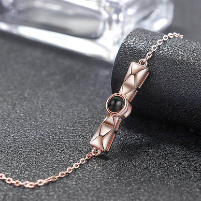 B13 | One-line Shape Personalized Circle Photo Bracelet