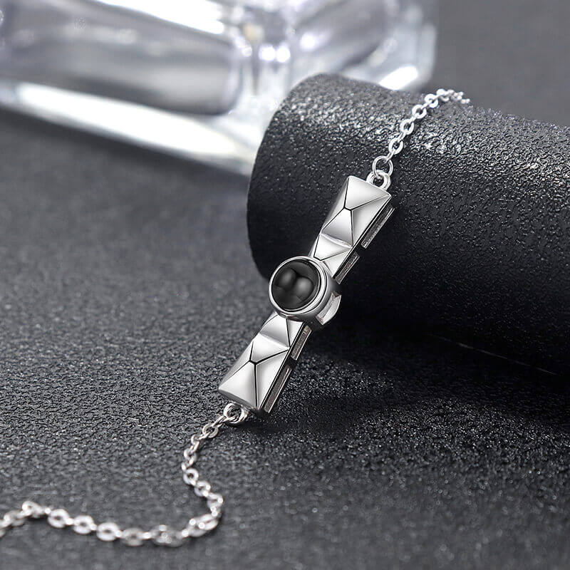 B13 | One-line Shape Personalized Circle Photo Bracelet